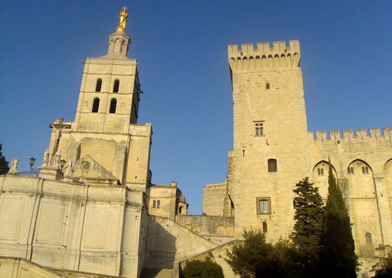 Guide touristique : Les monuments historiques et les sites pittoresques d&rsquo;Avignon