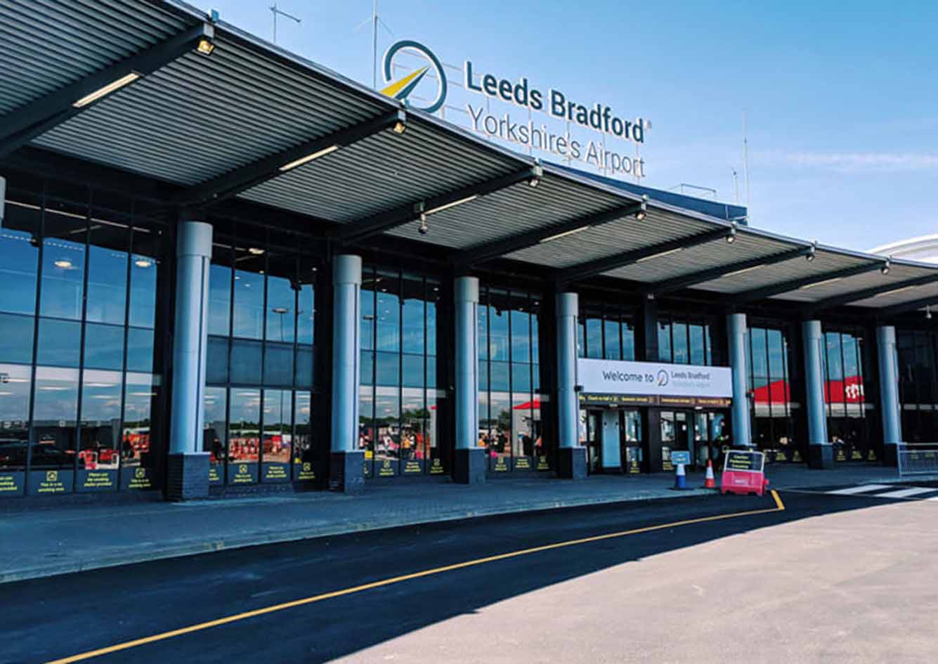 Un vol direct au départ de Leeds est-il pratique ? Pourquoi certains choisissent-ils encore une correspondance ?